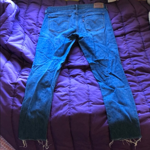 Levi’s 711 Medium Wash Skinny Jeans - Picture 5 of 5